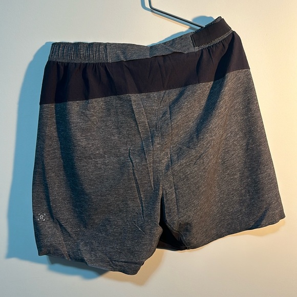 Running shorts - Picture 1 of 2